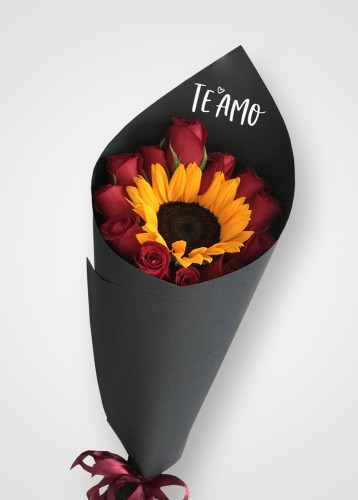 Anhelo "TE AMO" | 12 Rosas + 1 girasol